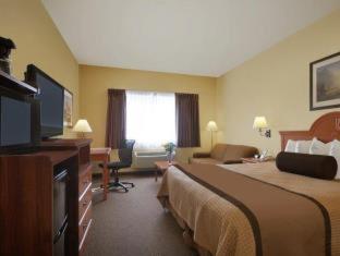 Best Western Plus Graham Inn Room photo